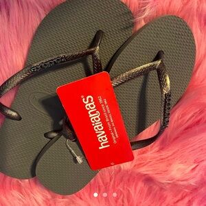 Havaianas shimmer flip flops steel gray with rainbow (🤑 Get 5 items for $30)